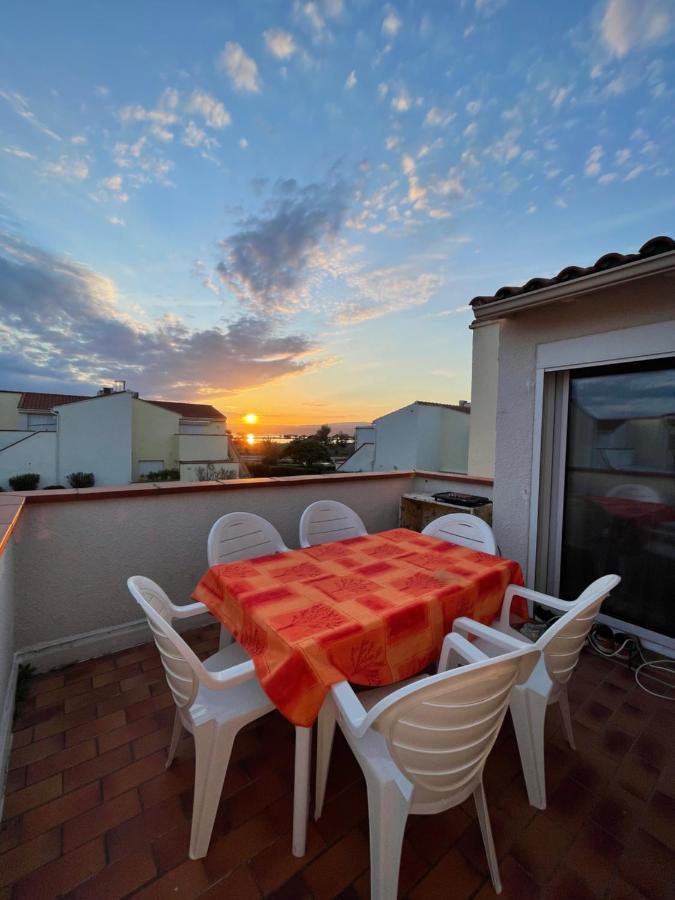 T2 Avec Terrasse, Vue Etang Et Son Coucher De Soleil, Plage A Proximite, Wifi Et Place De Parking Gratuit Que L On Nomme Puesta De Sol Le Barcarès Dış mekan fotoğraf